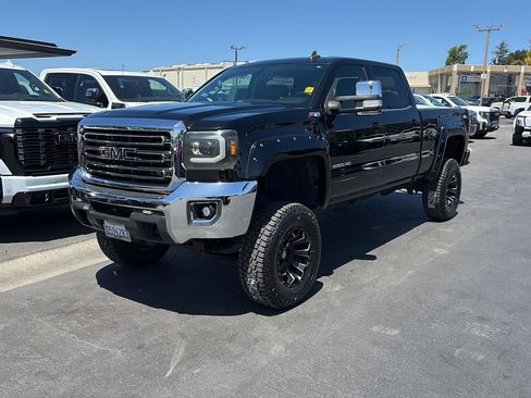 Used 2015 GMC Sierra 2500 SLE w/ SLE Preferred Package AWD/4WD image 1