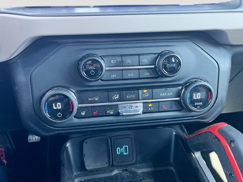 Used 2024 Ford Bronco Wildtrak AWD/4WD image 16