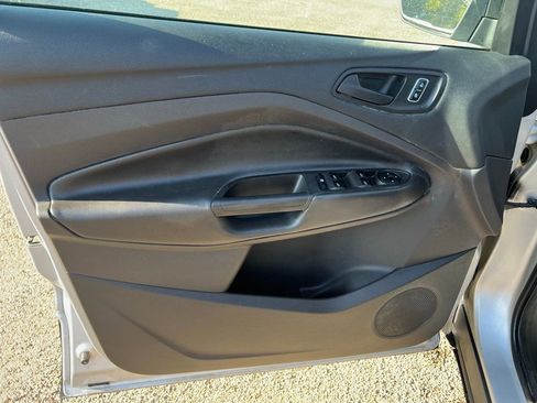 Used 2016 Ford Escape S image 21