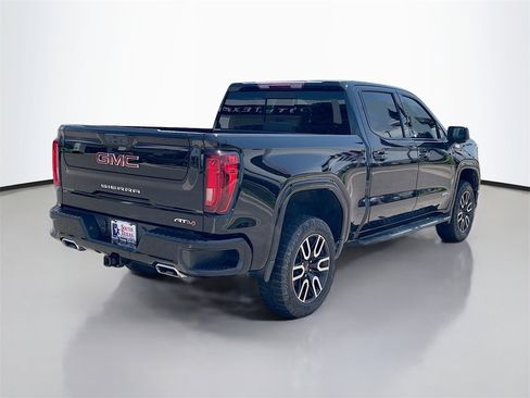 Used 2022 GMC Sierra 1500 AT4 w/ AT4 Preferred Package image 6
