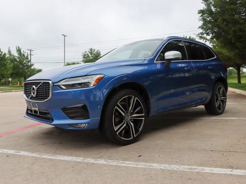 Used 2018 Volvo XC60 T6 R-Design w/ Convenience Package image 3