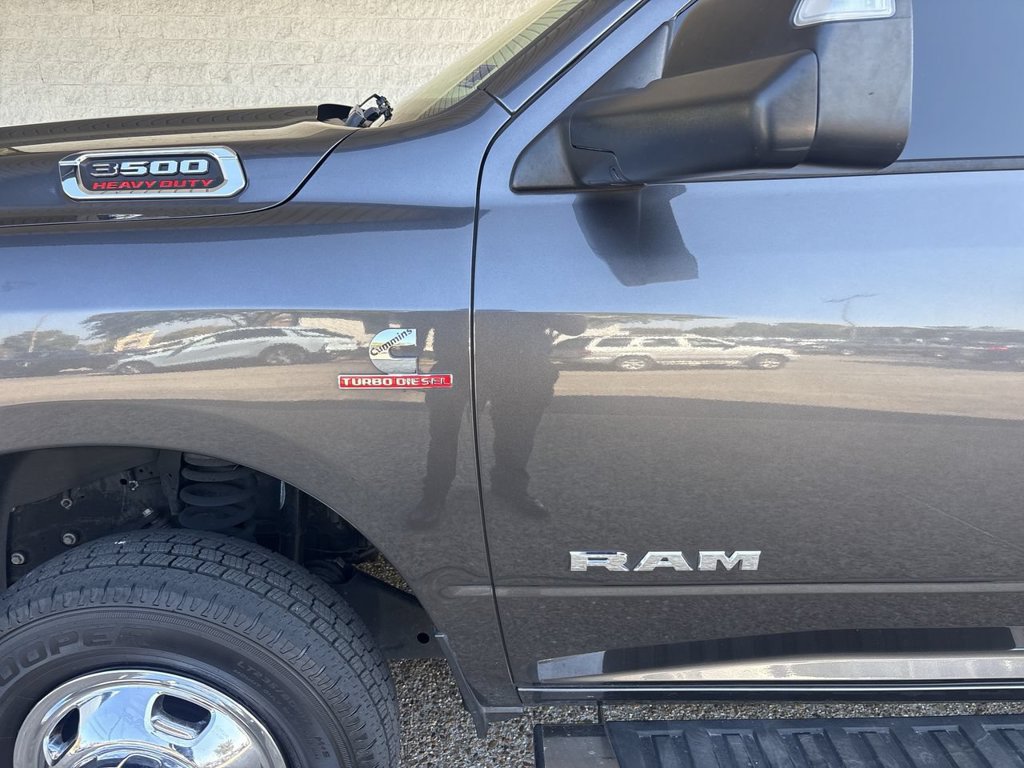 Used 2022 RAM 3500 Big Horn AWD/4WD image 31