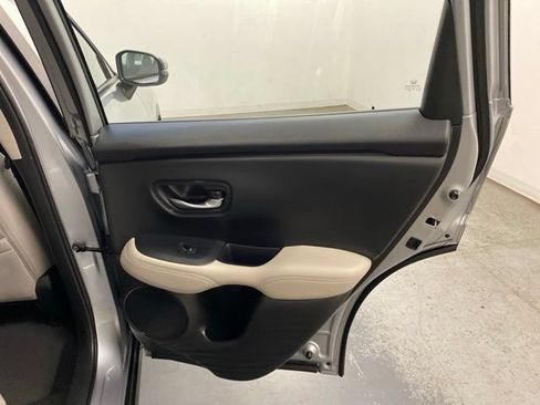 Used 2024 Honda HR-V LX image 24