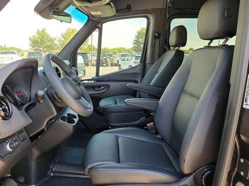 Certified 2024 Mercedes-Benz Sprinter 2500 image 16
