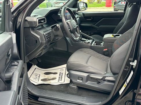 Certified 2024 Toyota Tacoma SR image 9