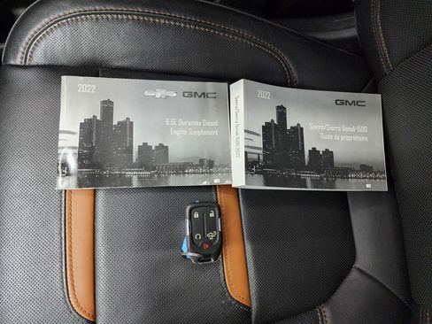 Used 2022 GMC Sierra 2500 AT4 w/ AT4 Premium Plus Package image 62