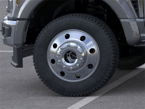 New 2026 Ford F450 XLT w/ XLT Premium Package image 19