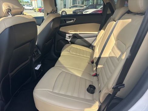 Used 2016 Ford Edge SEL w/ Equipment Group 201A image 10