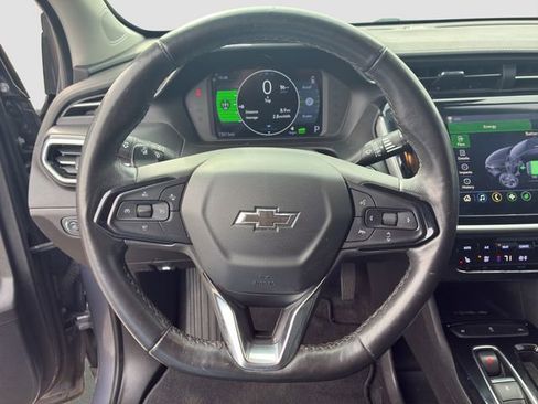 Used 2022 Chevrolet Bolt EUV LT w/ Comfort Package image 18