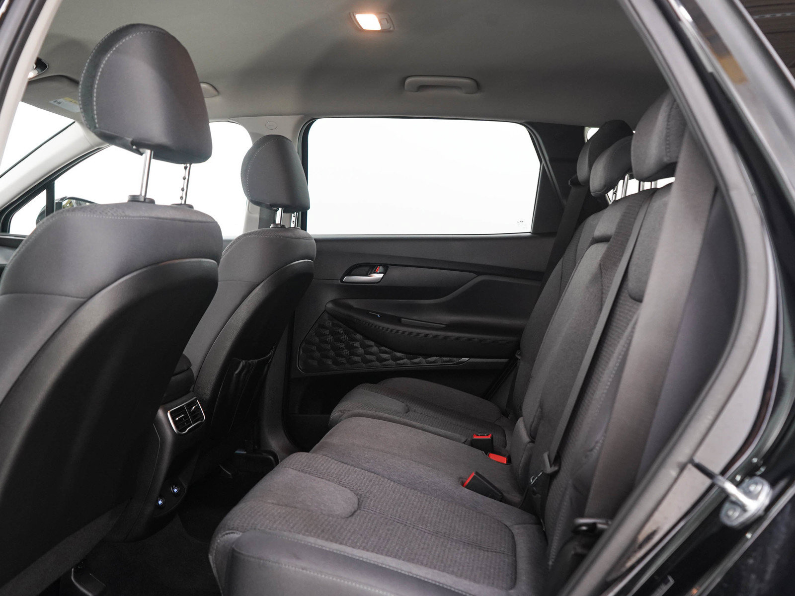 Used 2023 Hyundai Santa Fe SEL w/ Cargo Package AWD/4WD image 15