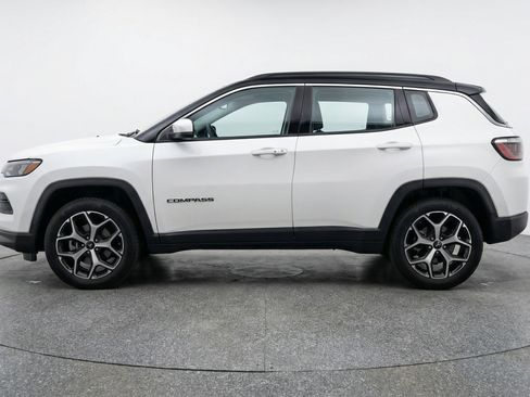 Used 2025 Jeep Compass Limited AWD/4WD image 5
