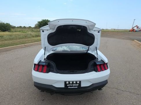 Used 2024 Ford Mustang GT Premium RWD image 23
