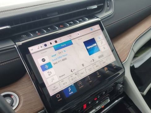 Certified 2023 Jeep Grand Cherokee L Summit w/ Advanced Protech Group IV image 18