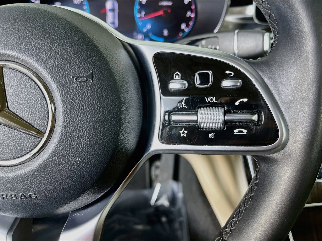 Used 2021 Mercedes-Benz C 300 Sedan w/ Premium Package image 16