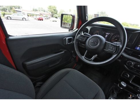 Used 2024 Jeep Wrangler Unlimited Sport AWD/4WD image 9