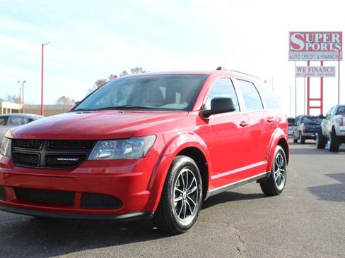 Used 2018 Dodge Journey SE w/ Popular Equipment Group FWD image 7