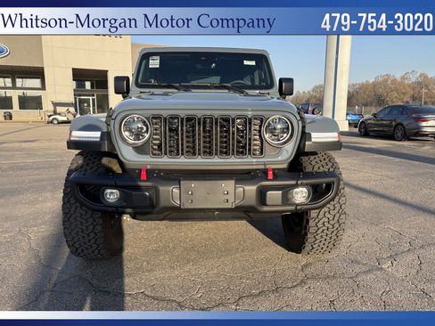Used 2024 Jeep Wrangler Unlimited Rubicon image 3