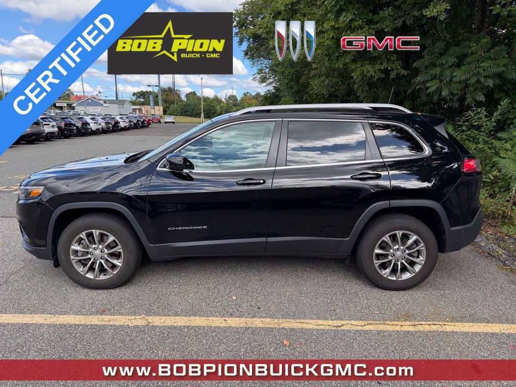 Used 2019 Jeep Cherokee Latitude Plus w/ Comfort/Convenience Group AWD/4WD image 3