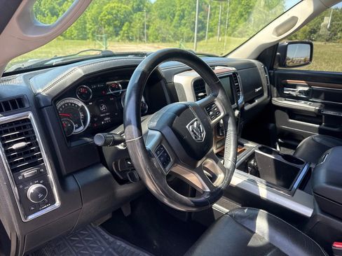 Used 2015 RAM 1500 Laramie w/ Convenience Group AWD/4WD image 15