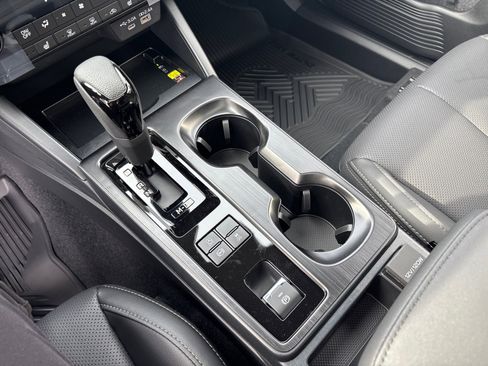 New 2026 Subaru Outback Limited image 25