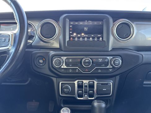 Used 2021 Jeep Wrangler Unlimited Sahara image 26