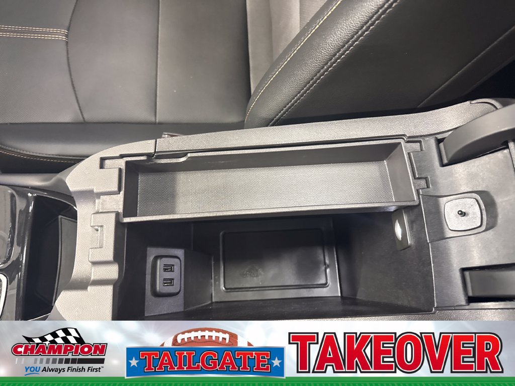 Used 2024 Chevrolet Equinox Premier FWD image 33