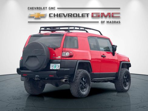 Used 2012 Toyota FJ Cruiser 4WD w/ Trail Teams Special Edition image 3