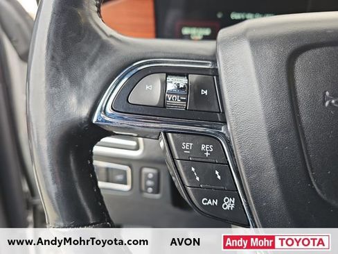 Used 2018 Lincoln Navigator L Reserve w/ Technology Package image 16