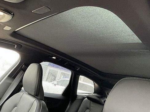 New 2026 Volvo XC60 T8 Ultra w/ Climate Package AWD/4WD image 16