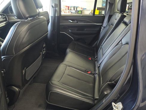 Used 2024 Jeep Grand Cherokee Limited 4xe w/ Luxury Tech Group II image 10