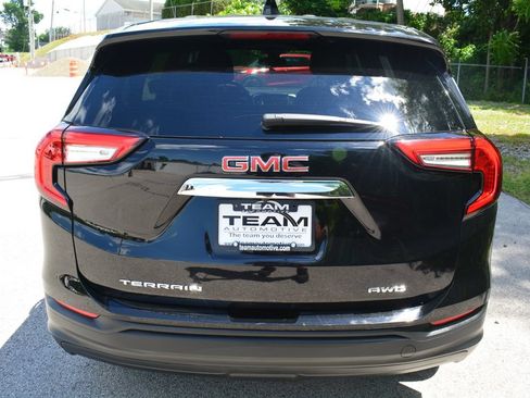 Used 2024 GMC Terrain SLE AWD/4WD image 6