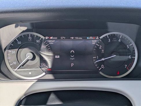 Used 2022 Land Rover Range Rover Velar S image 11