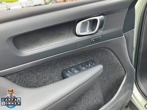 Used 2023 Volvo XC40 Recharge Plus w/ Protection Package Premier AWD/4WD image 25