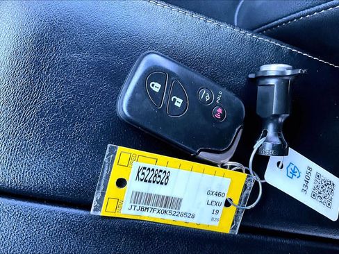 Used 2019 Lexus GX 460 Premium image 15