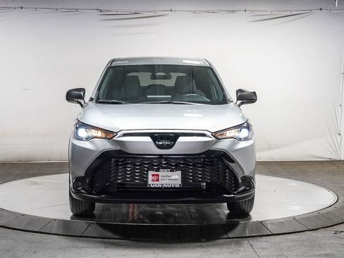 Certified 2025 Toyota Corolla Cross AWD Hybrid image 7