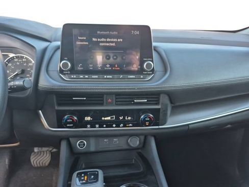 Used 2023 Nissan Rogue SV AWD/4WD image 15