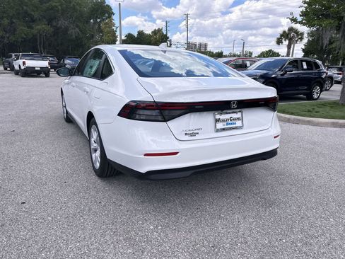 Used 2026 Honda Accord LX image 4