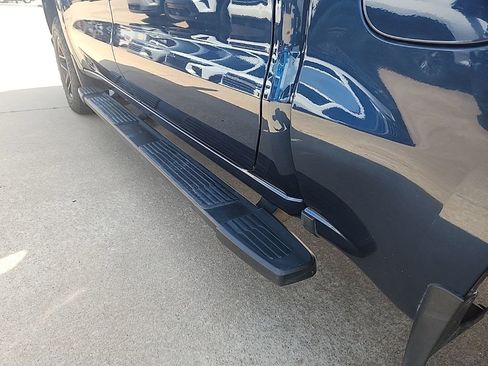 Used 2022 Chevrolet Silverado 1500 Custom Trail Boss w/ Safety Confidence Package image 9