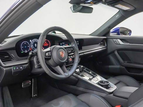New 2026 Porsche 911 Carrera 4S image 4