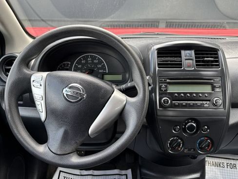 Used 2015 Nissan Versa S FWD image 24