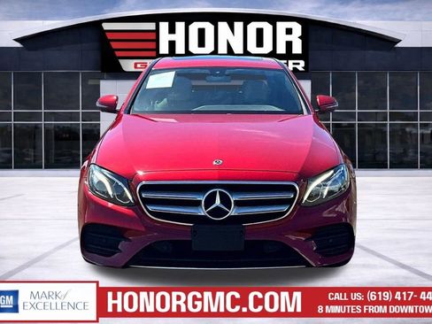Used 2019 Mercedes-Benz E 300 image 2