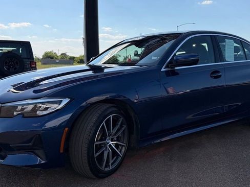 Used 2020 BMW 330i Sedan w/ Driving Assistance Package RWD image 3