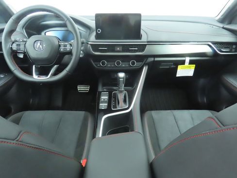 Used 2025 Acura ADX A-Spec image 15