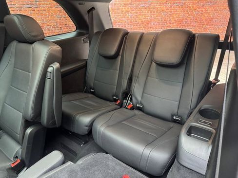 Certified 2023 Mercedes-Benz GLS 450 4MATIC image 27