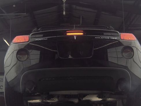 Used 2008 Pontiac Solstice GXP w/ Premium Package image 5