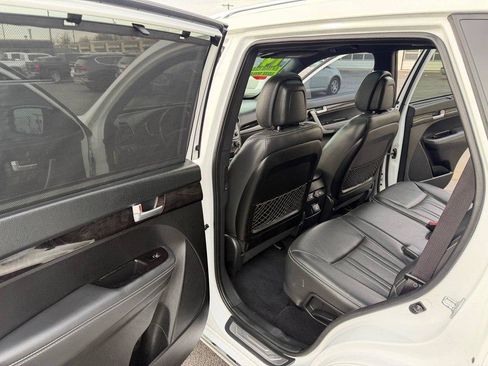 Used 2014 Kia Sorento SX FWD image 12