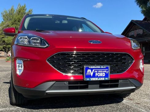 Used 2020 Ford Escape Titanium image 65