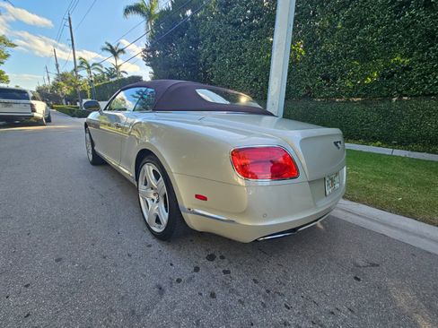 Used 2014 Bentley Continental GT image 16