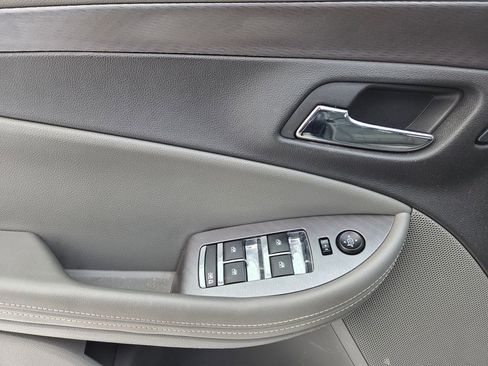 Used 2014 Chevrolet Impala LS image 10