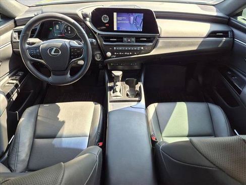 Certified 2024 Lexus ES 300h w/ Premium Package FWD image 18